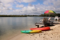 Kayaks-and-Jetty-at-The-Loft-Noosa-Sound